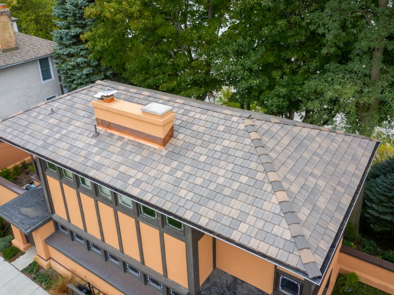 A closer look at the DaVinci roof on this historic Frank Lloyd Wright home.