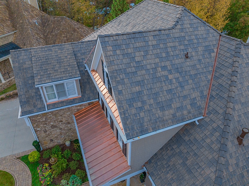 The Morris family said goodbye to roof maintenance when they switched from real cedar to DaVinci's authentic-looking shake alternative.